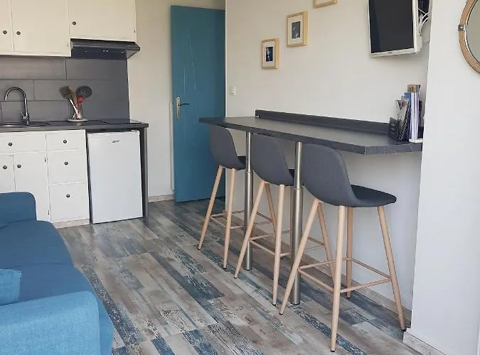 Apartman Royan, 200 M De La